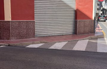 fake-garage-12